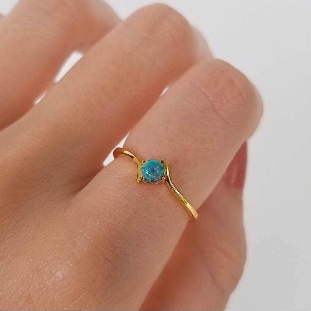 Opal Stone Set on Gold Band